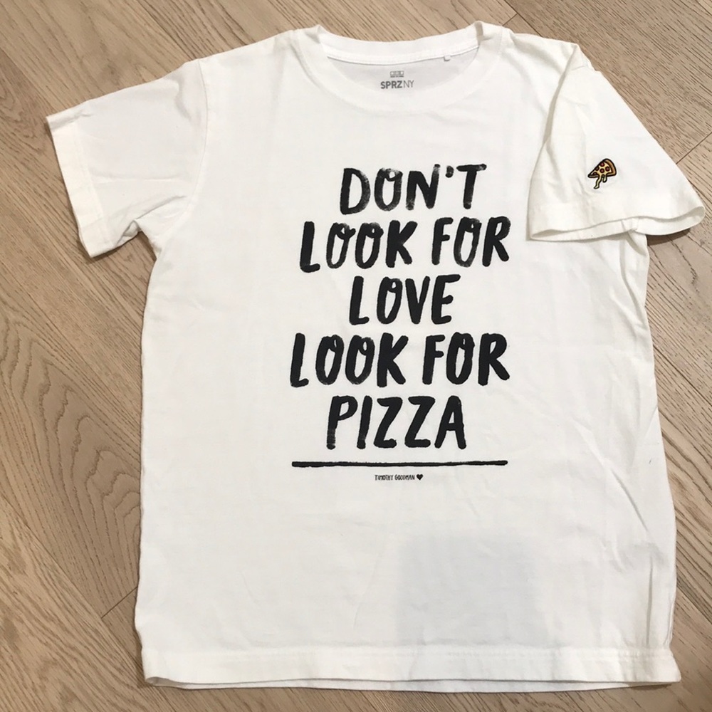 UNIQLO don’t look for love look for Pizza T-shirt